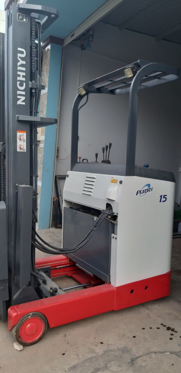 xe nang cu tai tphcm.jpg (160 KB)